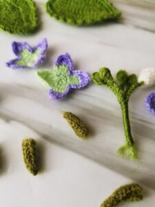 uplift crochet supporting parts