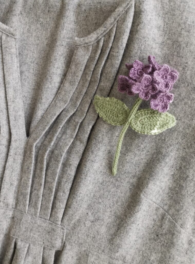 crochet hydrangea mini bouquet