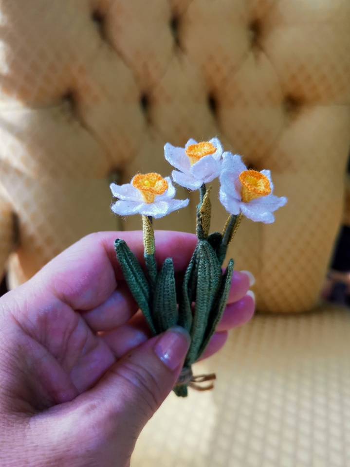 crochet daffodil pattern